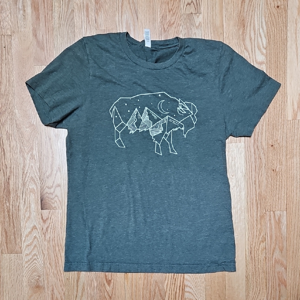 Graphic Tee with Buffalo Design
